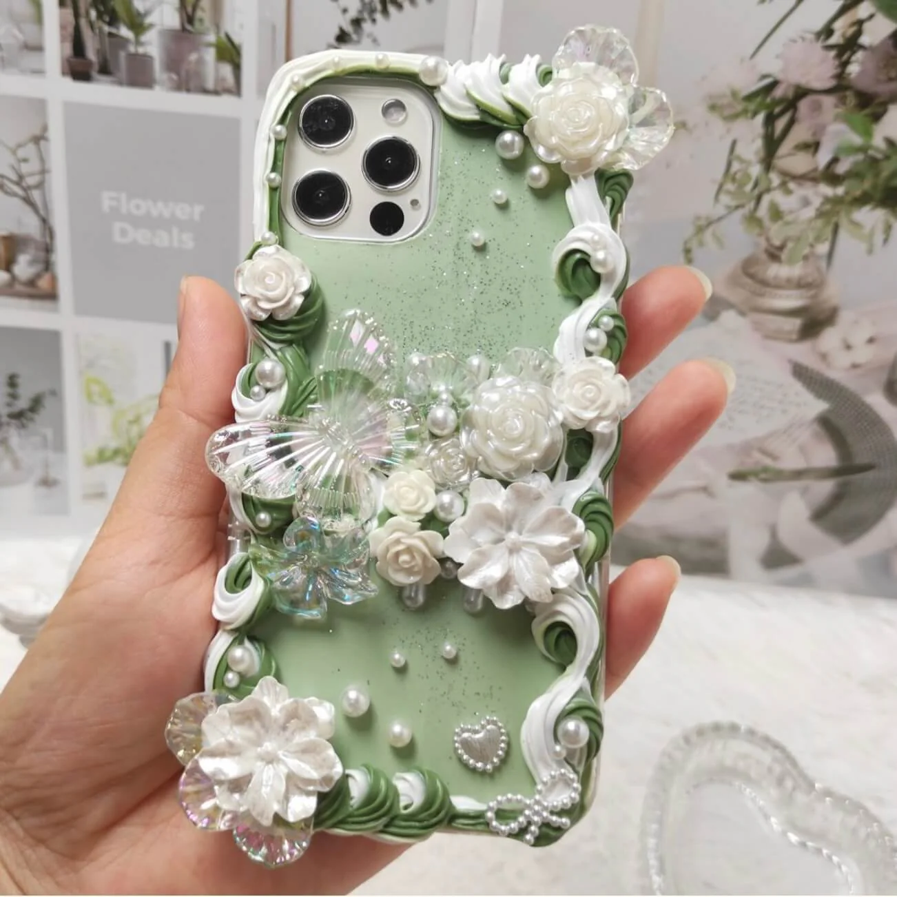 A nature themed colored phonecase.